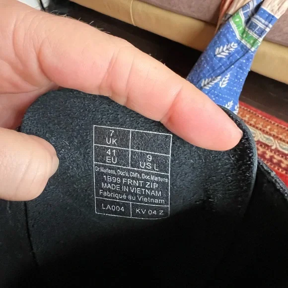 Dr. Martens Black Zip-Up Combat Boots 1899 front zip - Picture 8 of 8